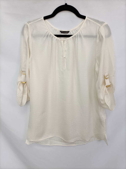 MASSIMI DUTTI. Blusa beige de seda T.42