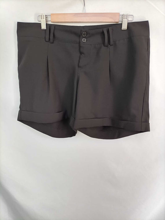 URBAN CRM. Shorts negro fluido T.46