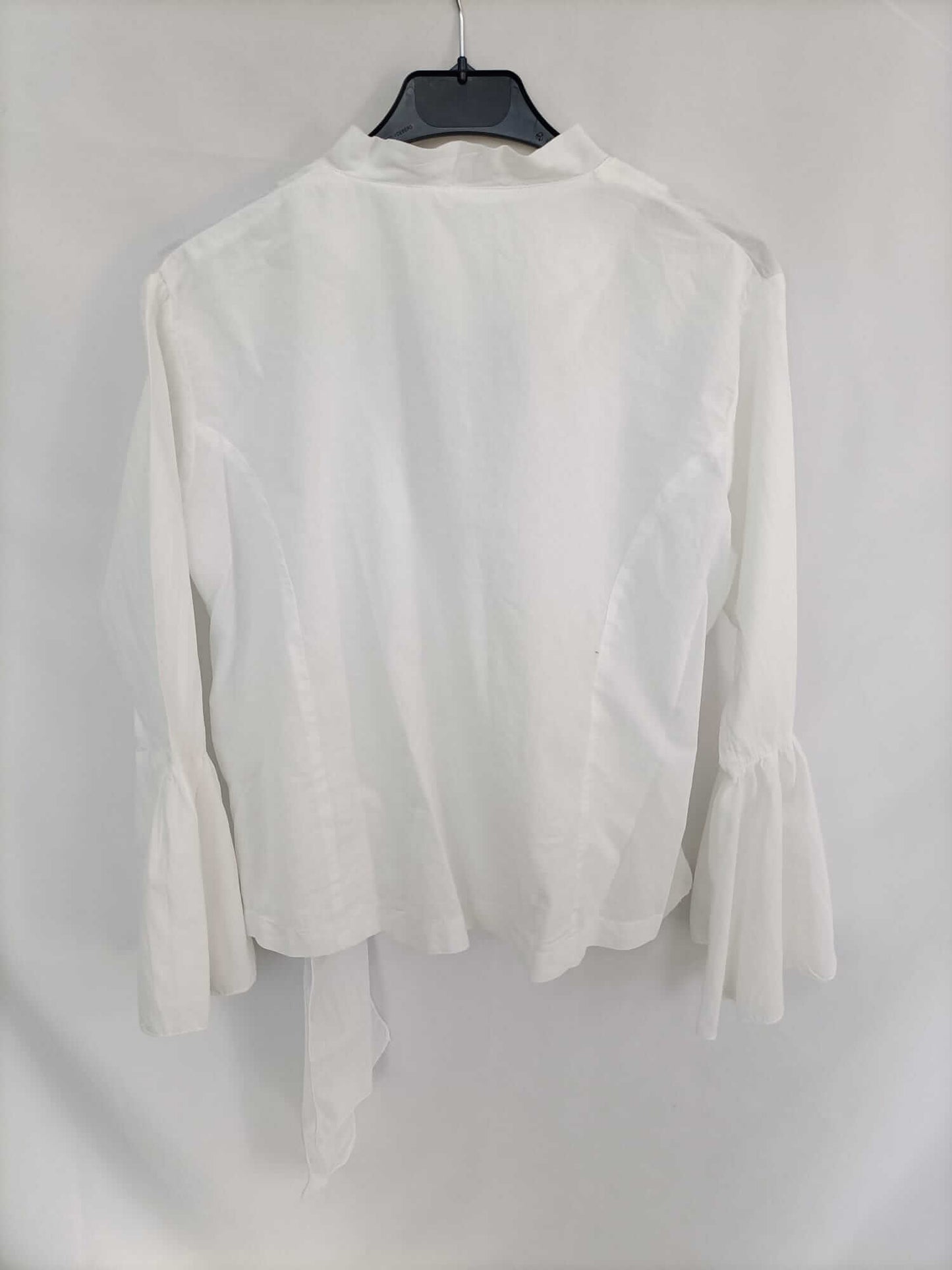 PAR&ESCALA. Blusa blanca cruzada T.s