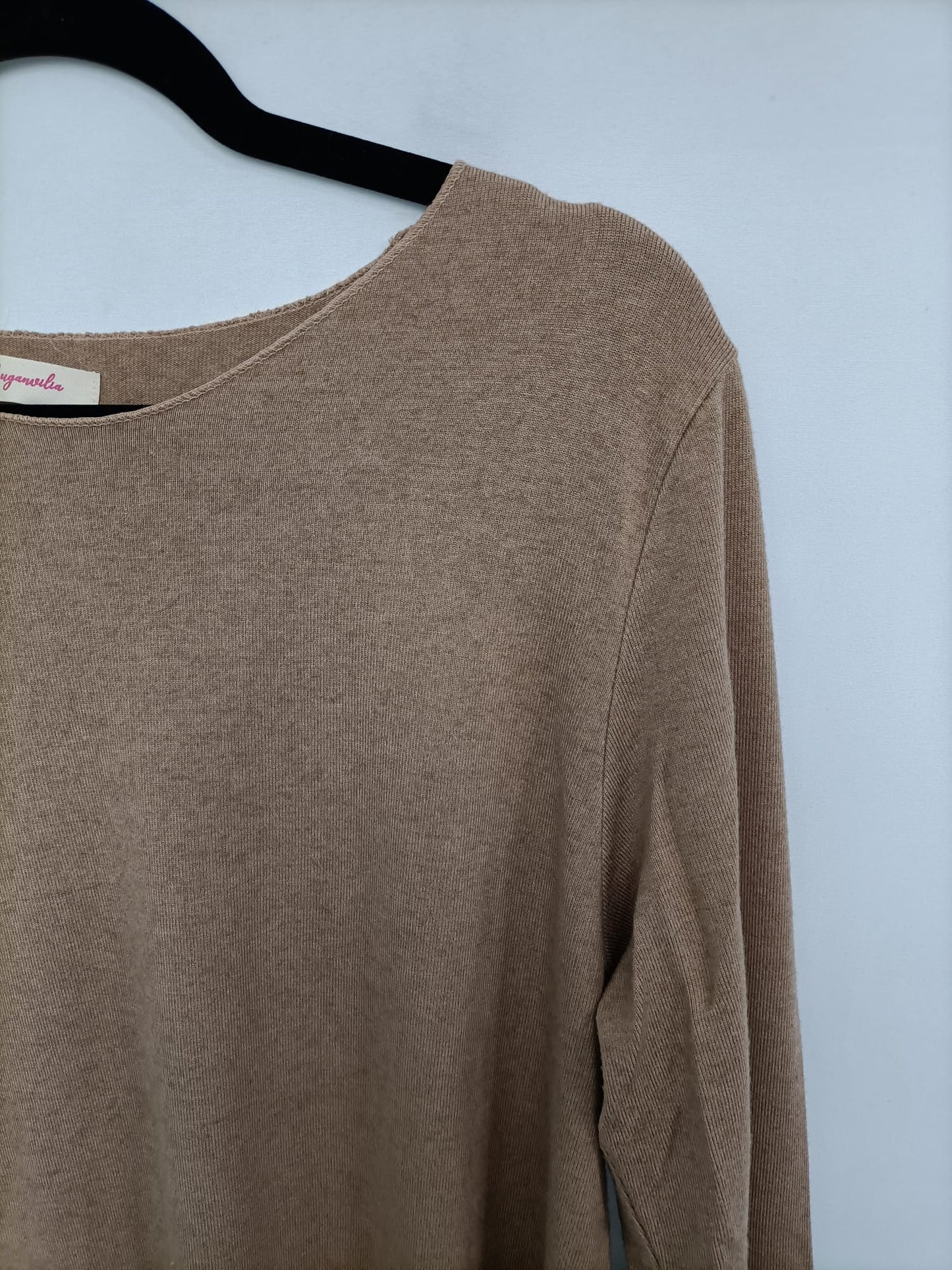 BUGANVILIA. Jersey camel oversized Tu