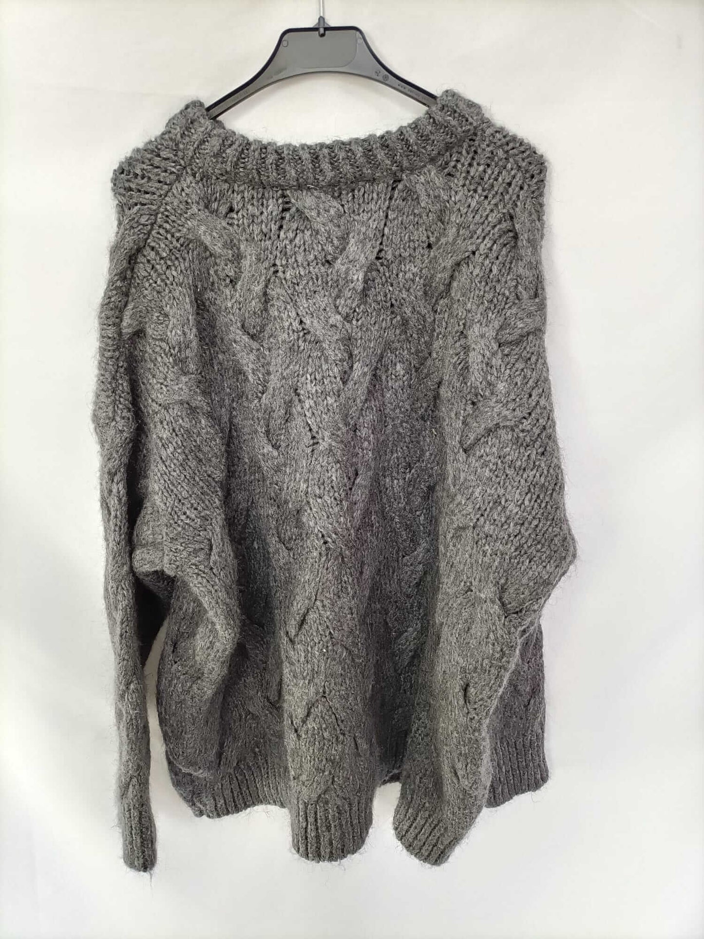 ZARA. Jersey gris ochos T.m