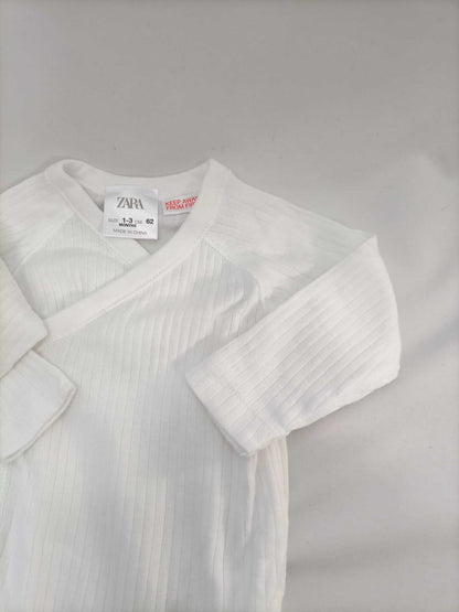 ZARA. Packs bodies blancos T.1-3m