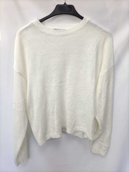 BERSHKA.Jersey blanco cortito T.m