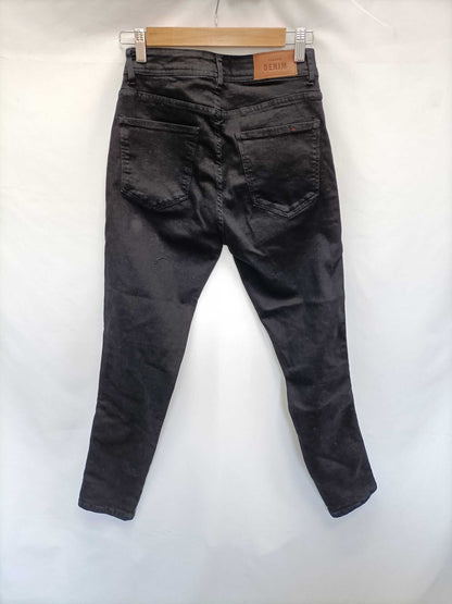 SÉZANE.Pantalones negros denim T.32/34