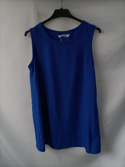 UNIQUE 21. Vestido azul