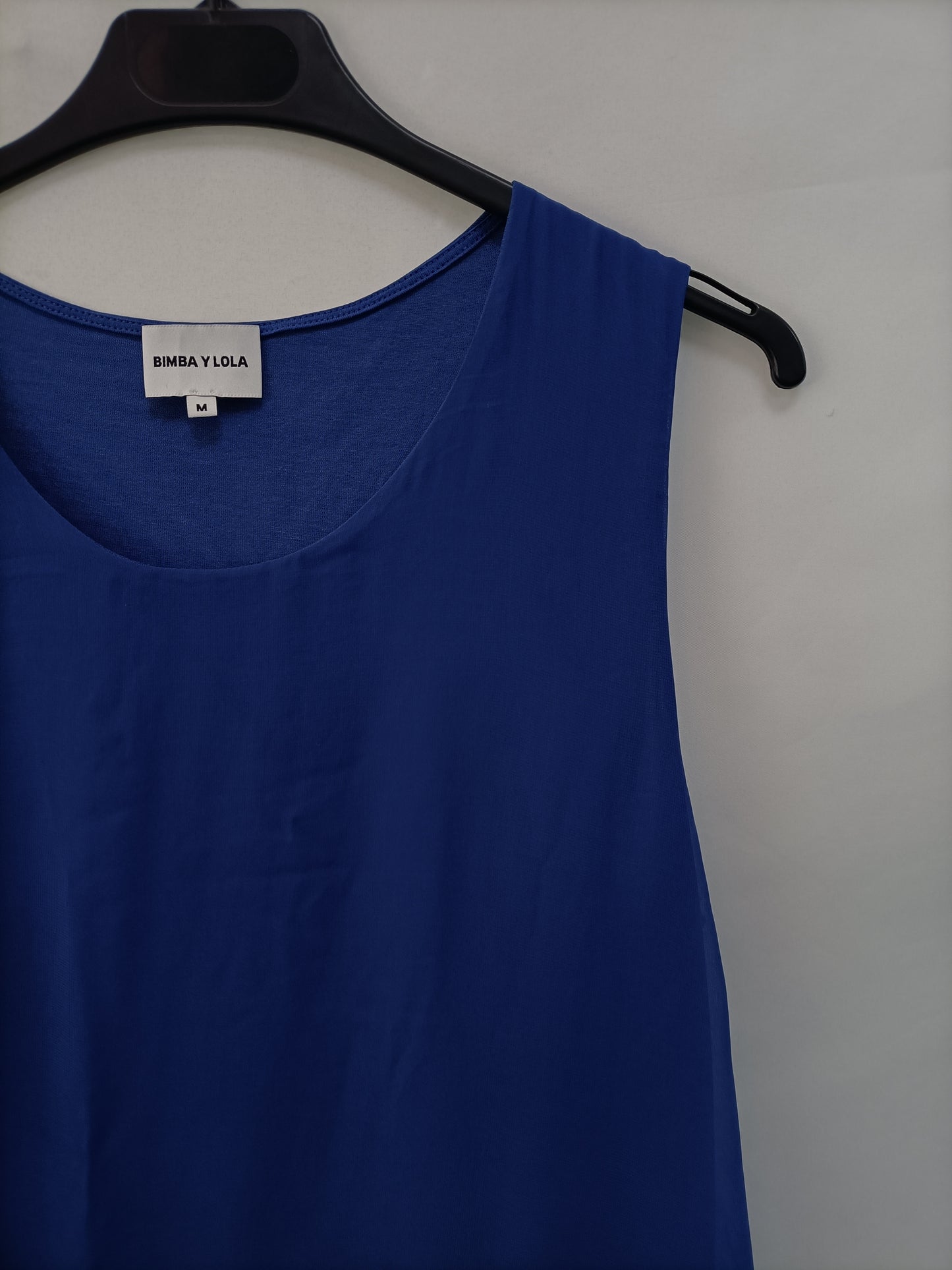 BIMBA Y LOLA. Blusa azul T.m