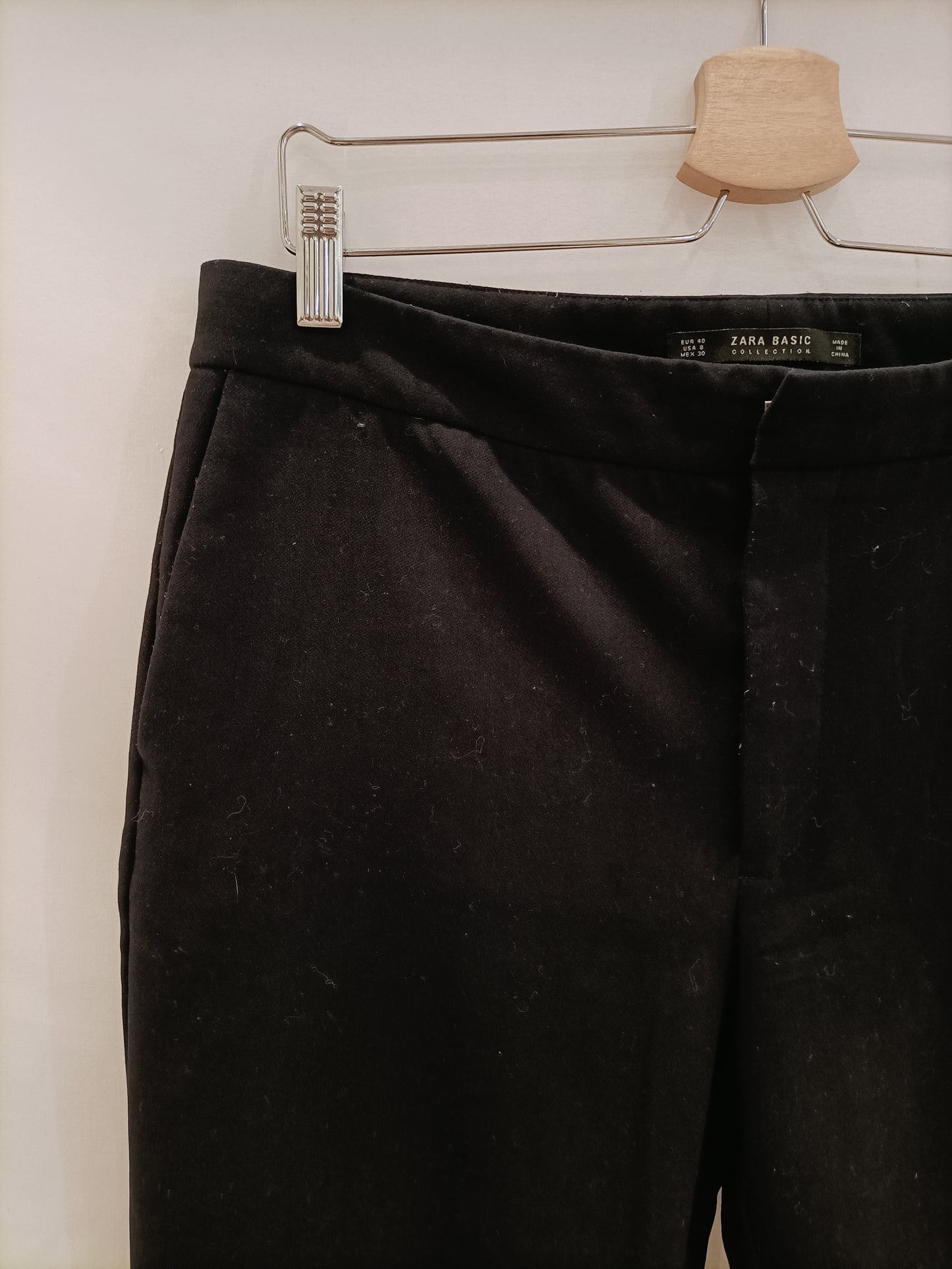 ZARA. Pantalón azul chino T.40