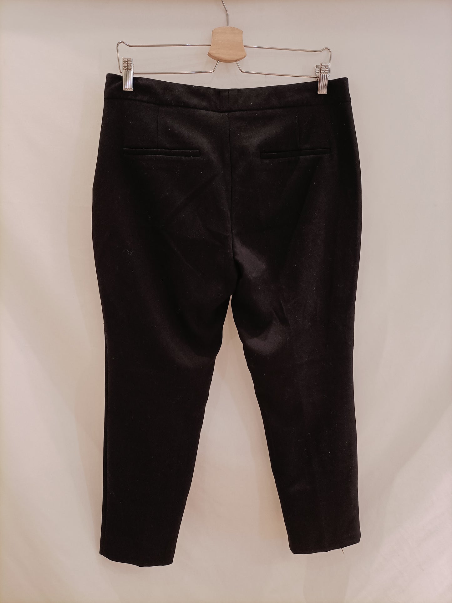 ZARA. Pantalón azul chino T.40