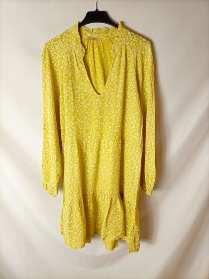 OTRAS. Vestido amarillo estampado. T M