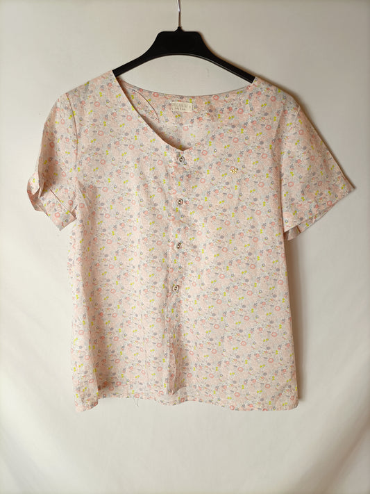 MI CANESÚ. Blusa flores manga corta rosa. T G (m)