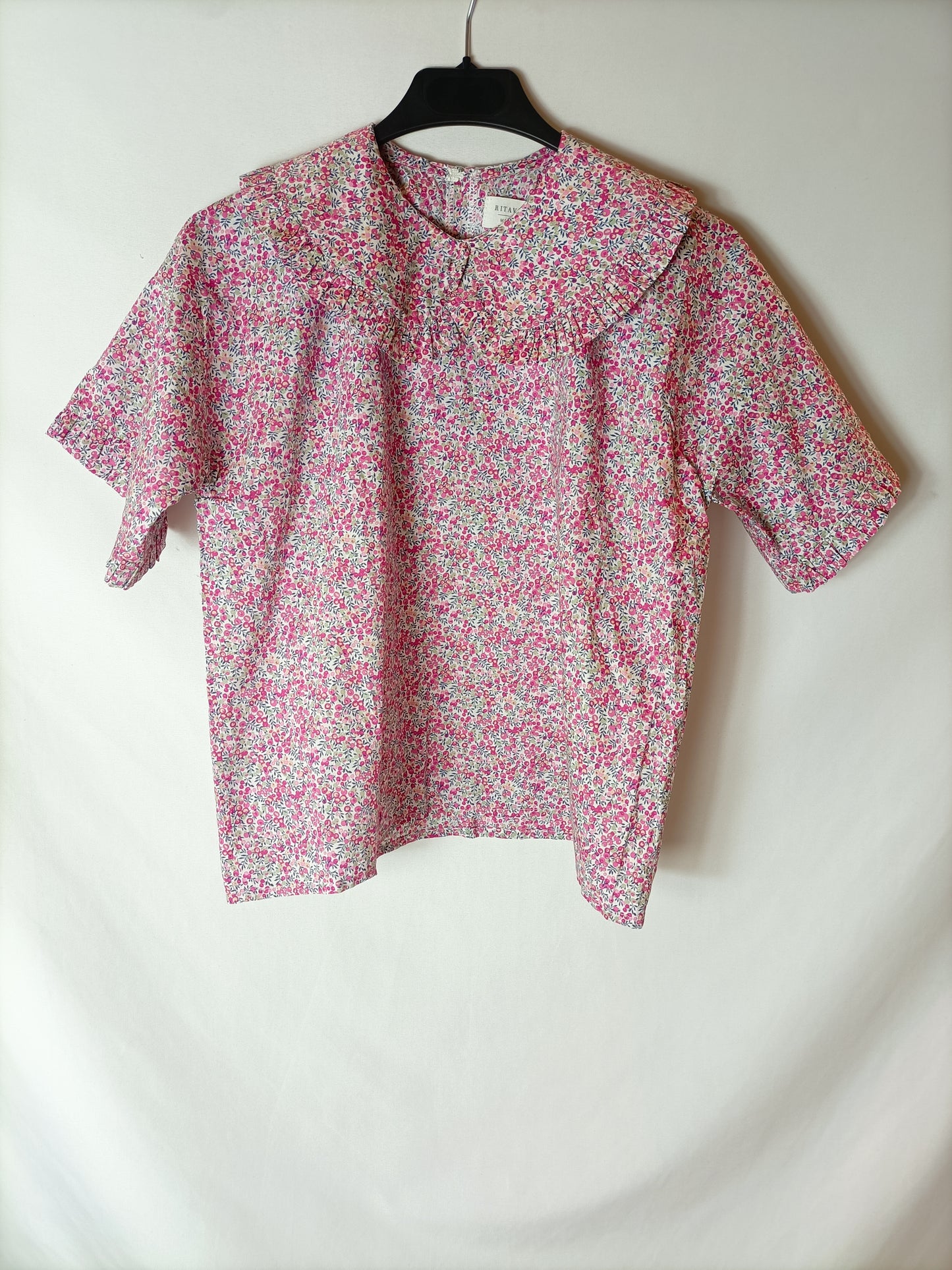 RITAVON. Blusa manga corta flores rosas. T M