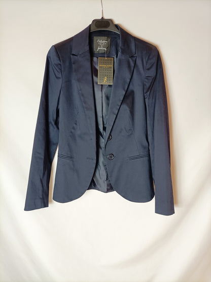 STRADIVARIUS. Blazer azul clásica. T S