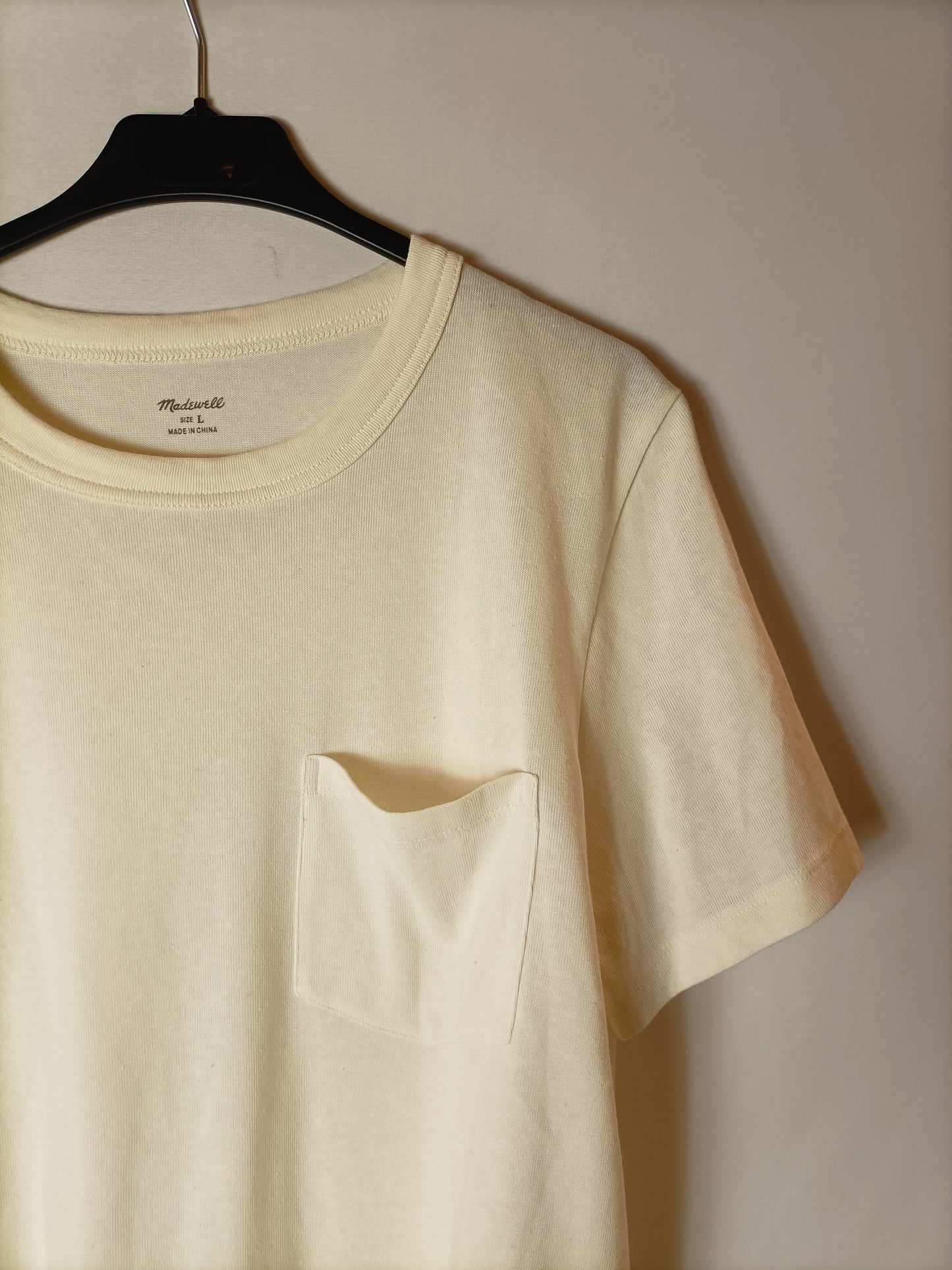 MADERWEL. Camiseta beige T.l