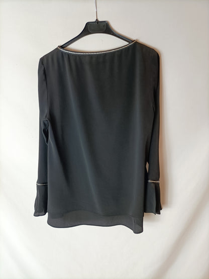 FORMAULA JÓVEN. Blusa negra plateados T.38