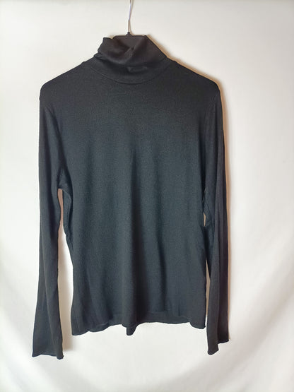 ZARA. Jersey negro cuello alto T.m