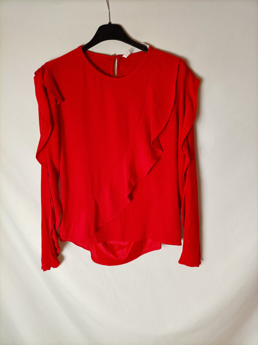 ZARA. Blusa roja volantes. T S