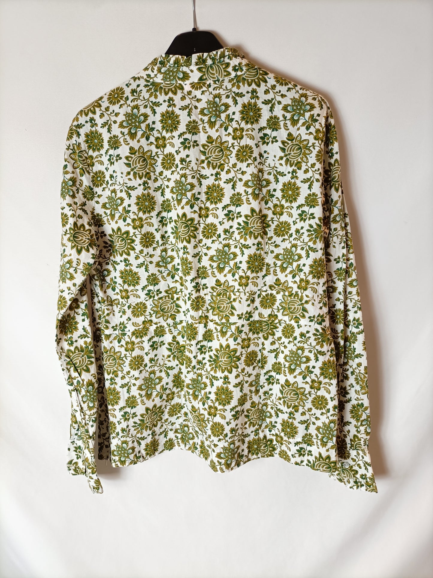 PRECCHIO. Blusa estampados verdes. T 42