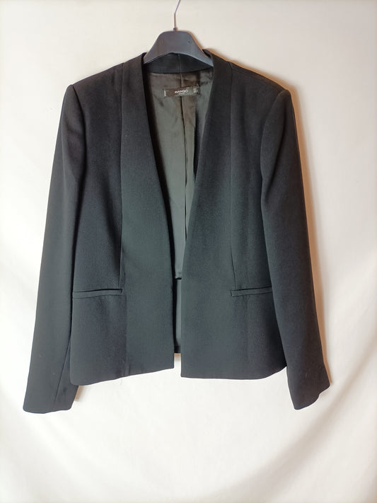 MANGO. Blazer negra de vestir T.l