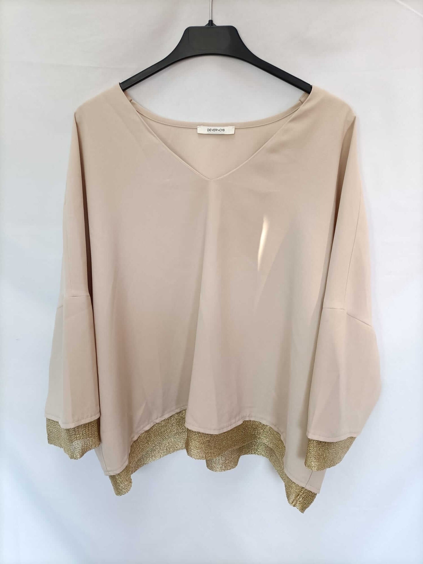 DEVERNOIS. Blusa rosa detalles dorados Tu (l)