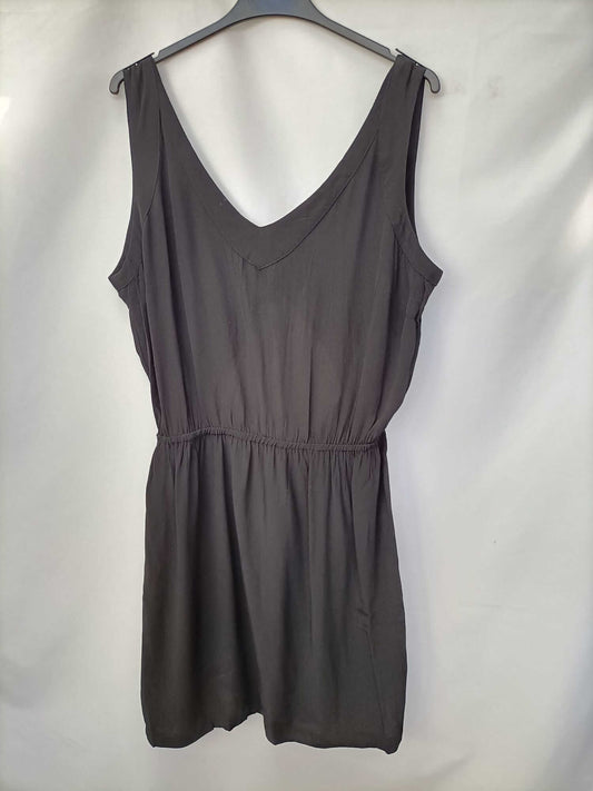 MANGO. Vestido corto negro T.xl