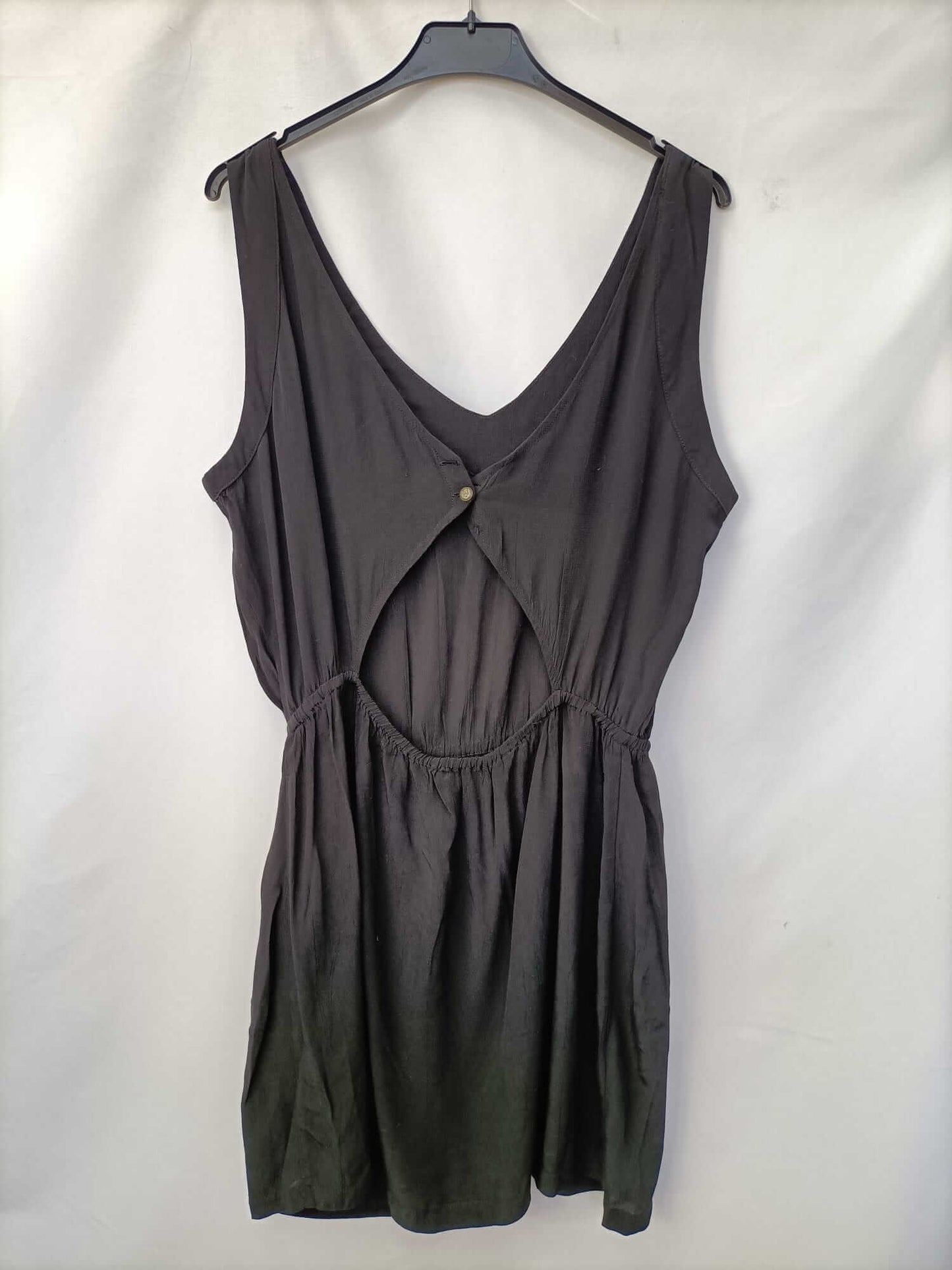 MANGO. Vestido corto negro T.xl