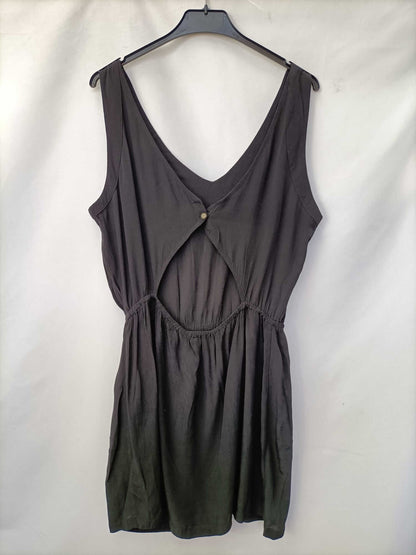 MANGO. Vestido corto negro T.xl