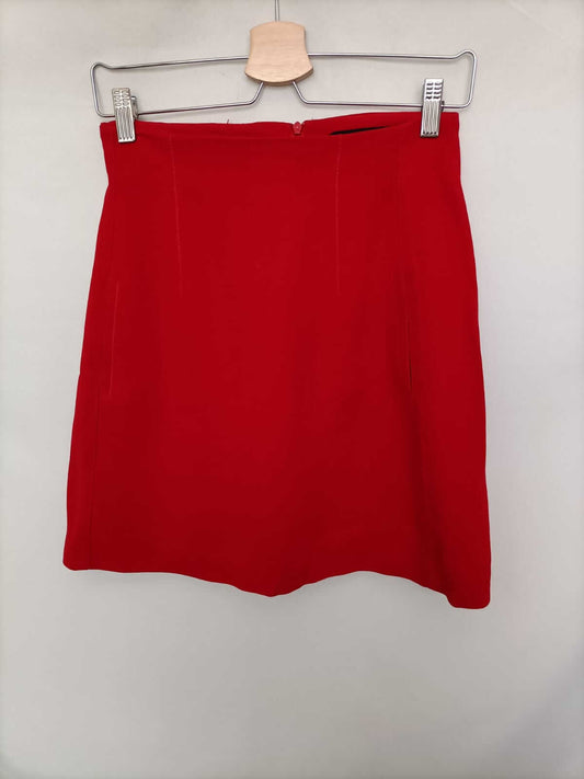 ZARA.Falda roja costuras T.m