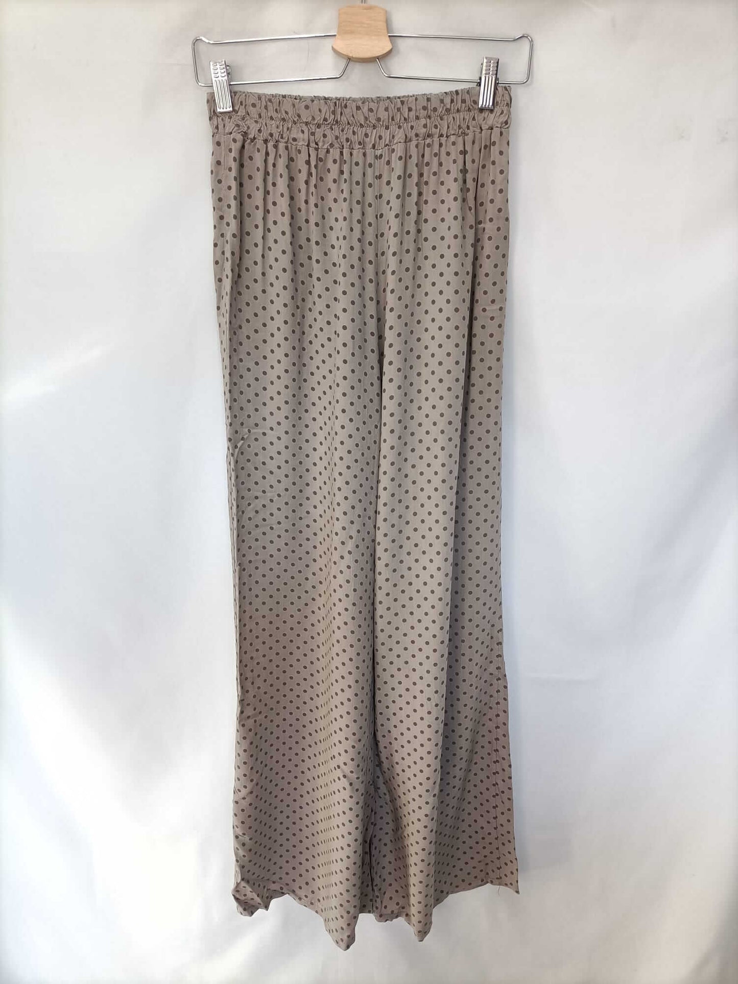 OTRAS.Pantalones palazzo gris topo lunares TU(s/m)