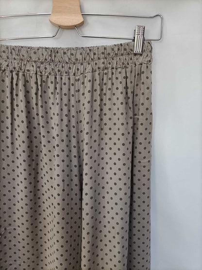 OTRAS.Pantalones palazzo gris topo lunares TU(s/m)