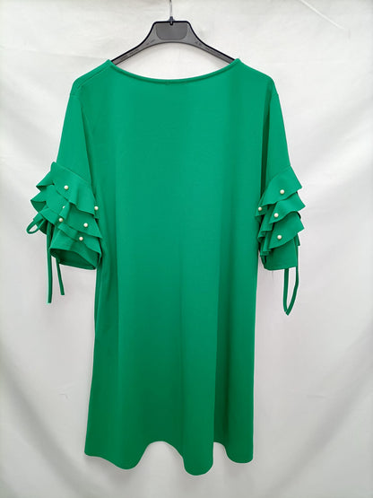 CARISAL.Vestido verde corto T.L