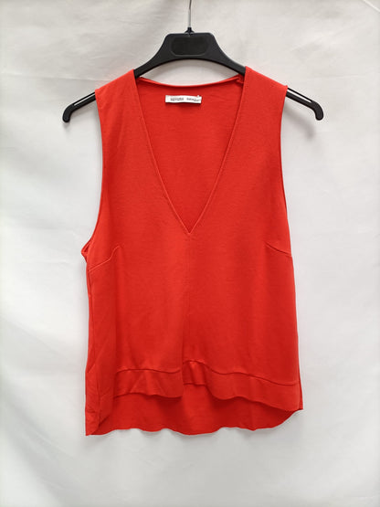 ZARA.Top rojo escote pico T.s