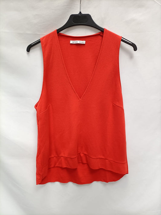 ZARA.Top rojo escote pico T.s