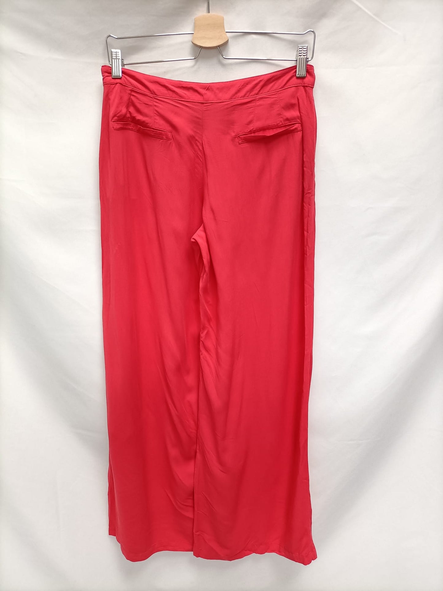 MANGO.Pantalones anchos rojos T.s