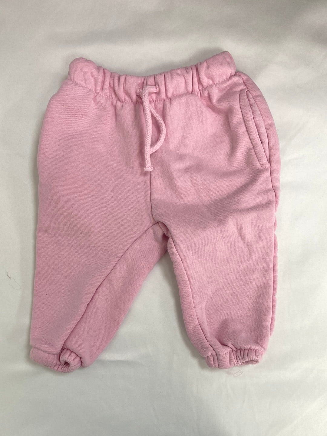 ZARA. Pantalones rosas T.9-12 meses