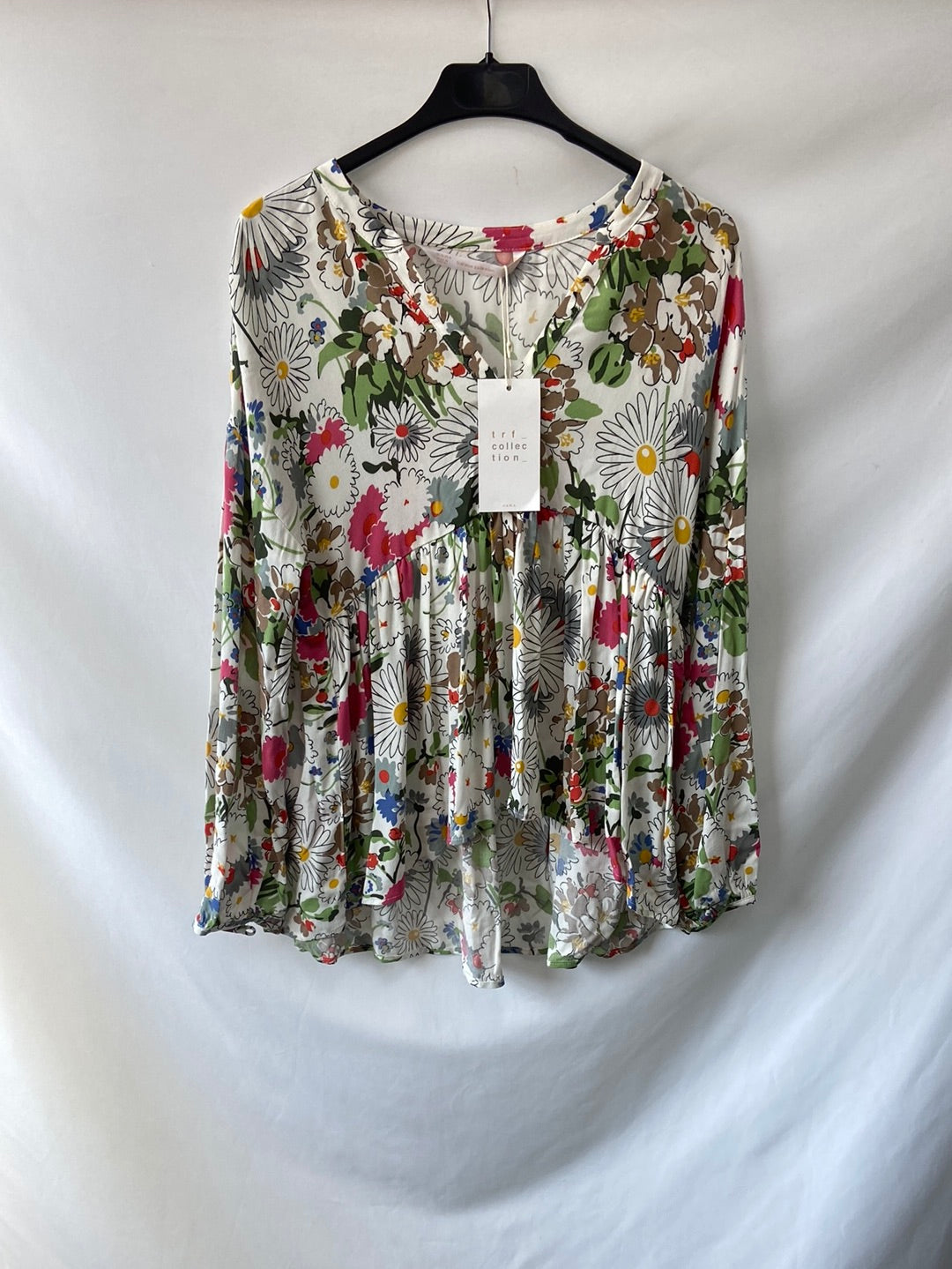 ZARA.Blusa flores T.s