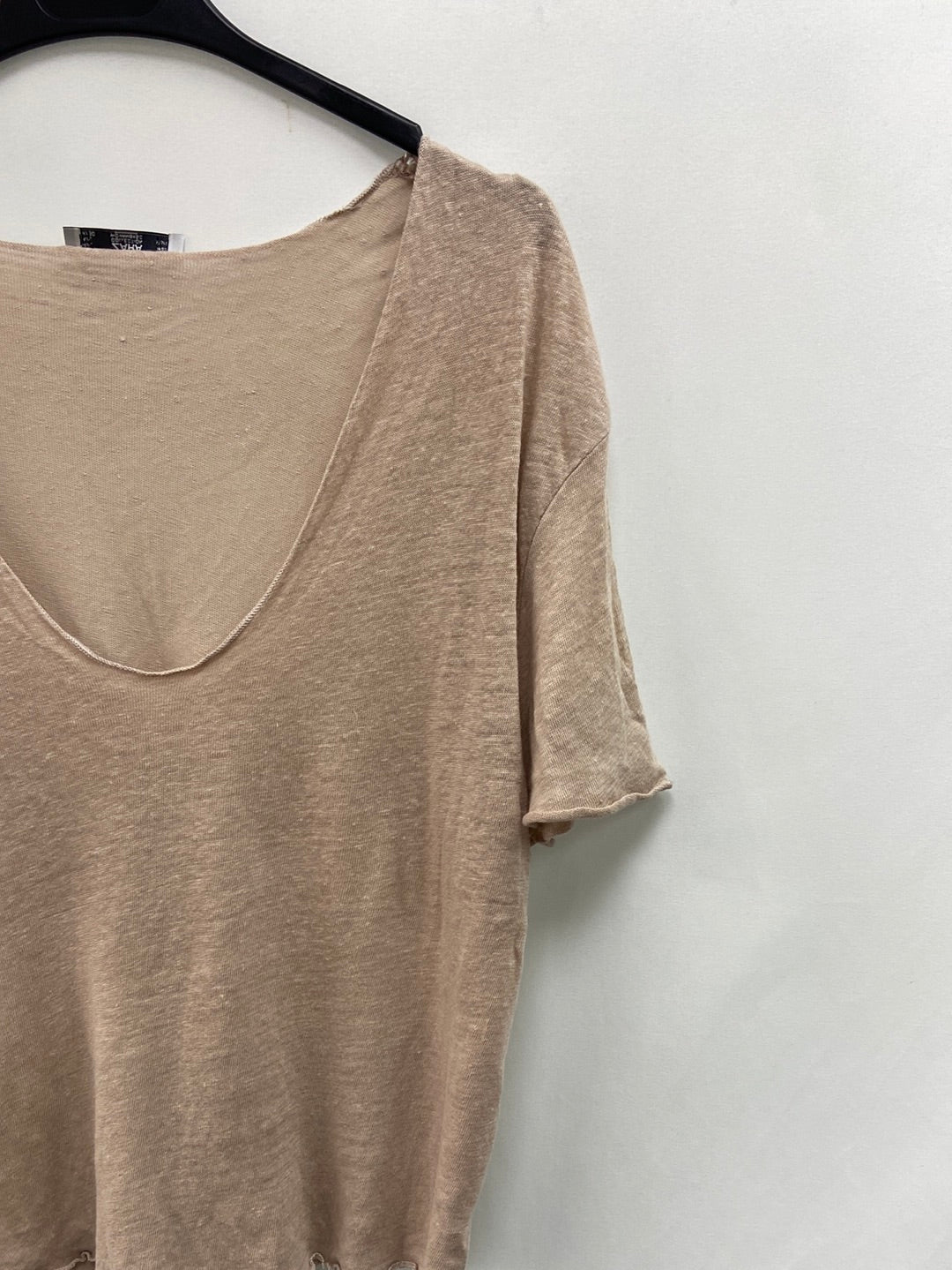 ZARA.Camiseta beige lino T.l