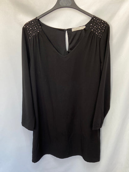 ANANY.Vestido corto negro T.40