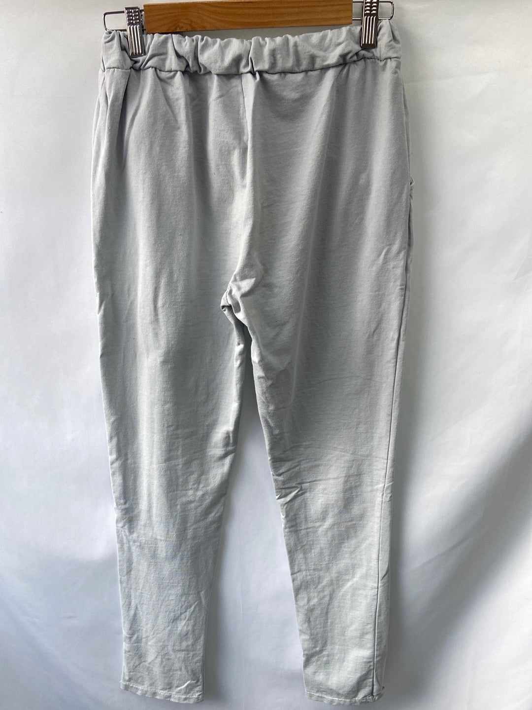 OTRAS.Pantalones sportive gris azulado T.s/m