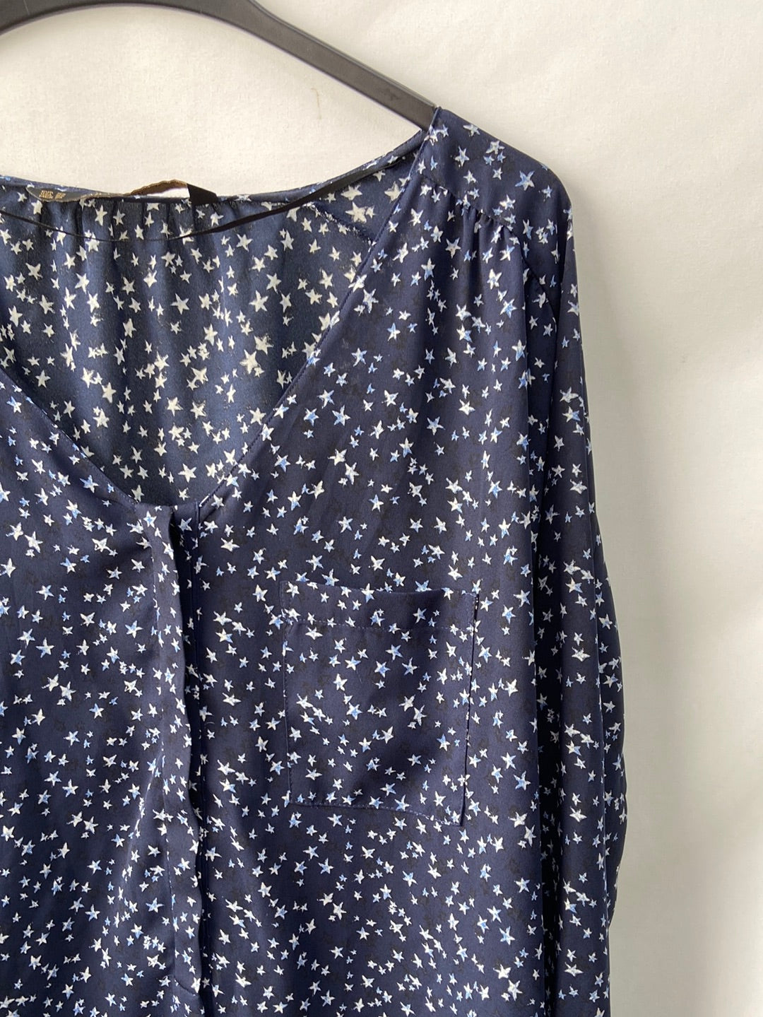 ZARA.Blusa estrellas T.xs