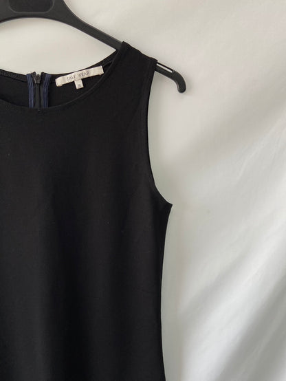 EASY WEAR. Vestido negro volante T.36