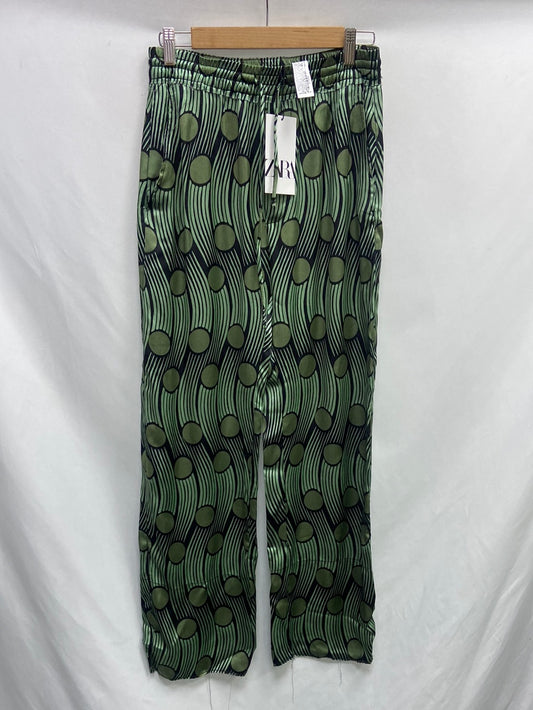 ZARA.Pantalones fluidos verdes T.S