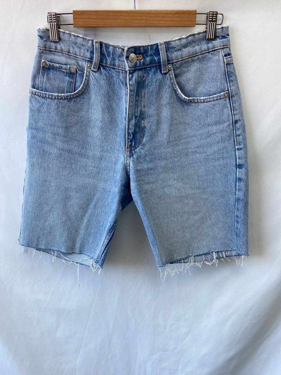 ZARA.Shorts bermudas denim T.38