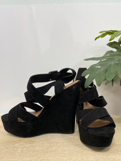 PRIMARK.Sandalias negras plataforma T.38