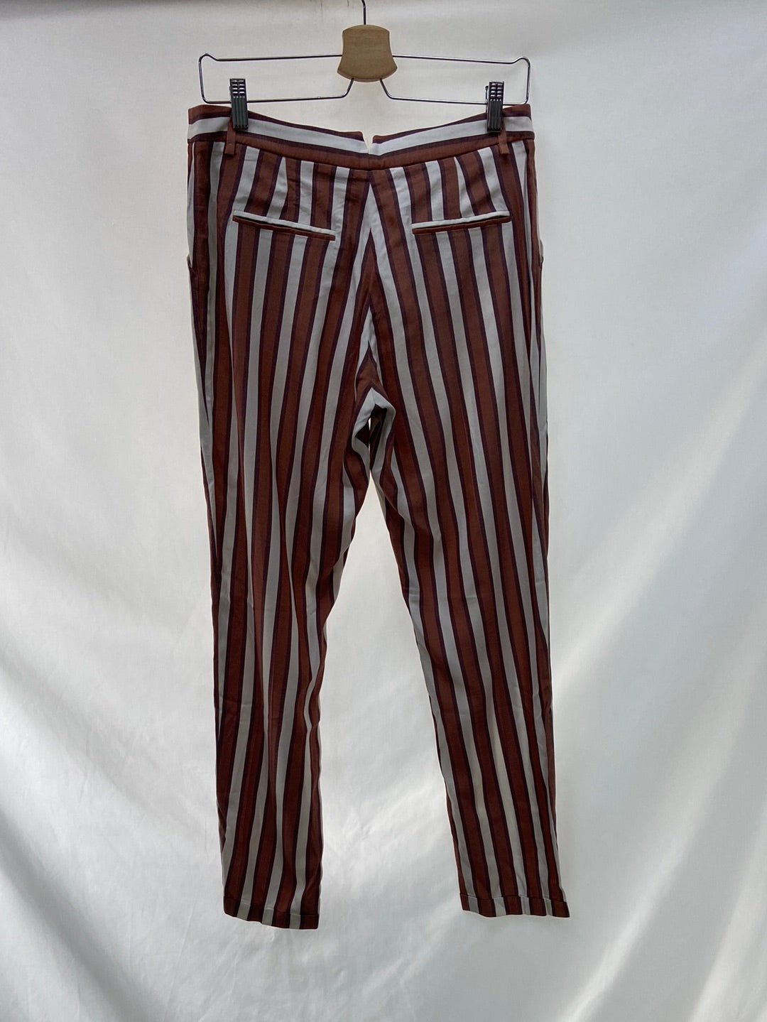 UTERQÜE.Pantalones formales rayas T.M