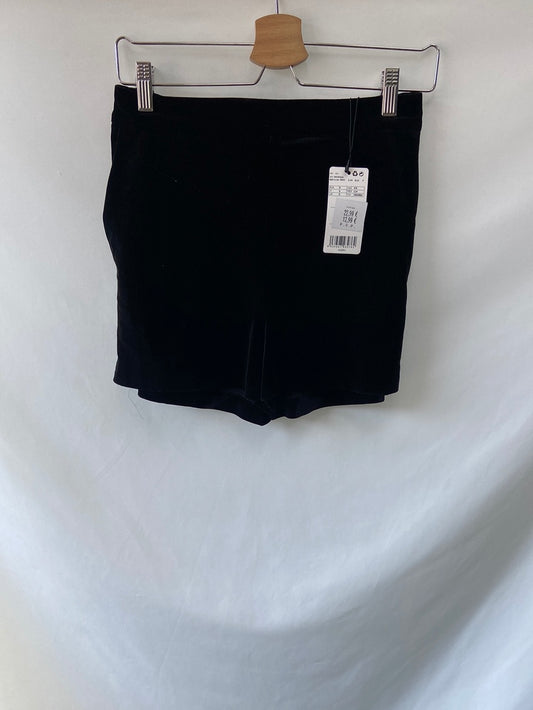 MANGO.Shorts terciopelo negros T.s