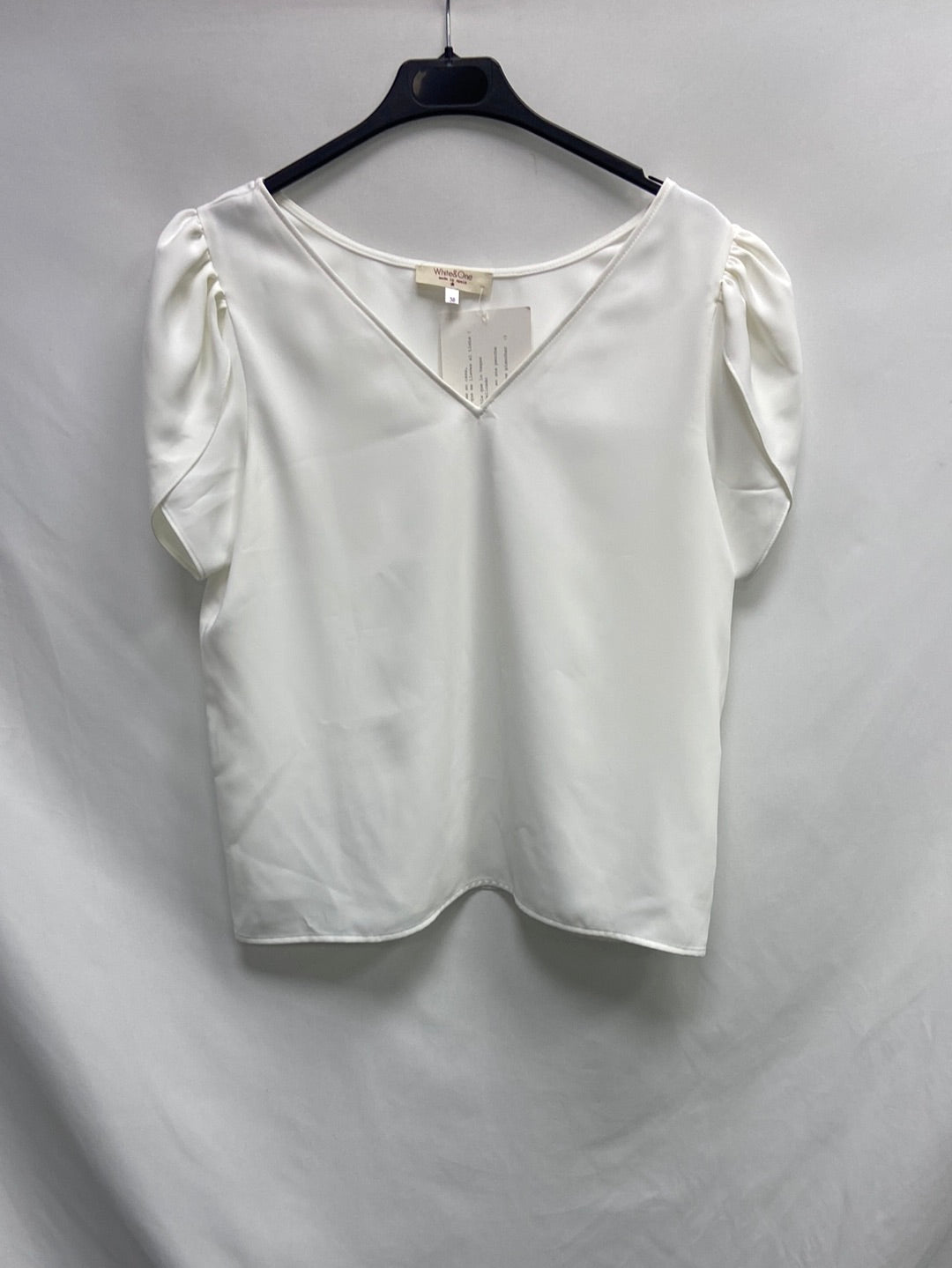 WHITE&ONE.Blusa blanca manga corta T.38 (Tara)