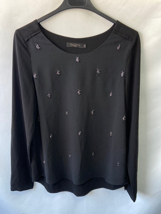 GRACE&MILA.Blusa negra pedrería T.s