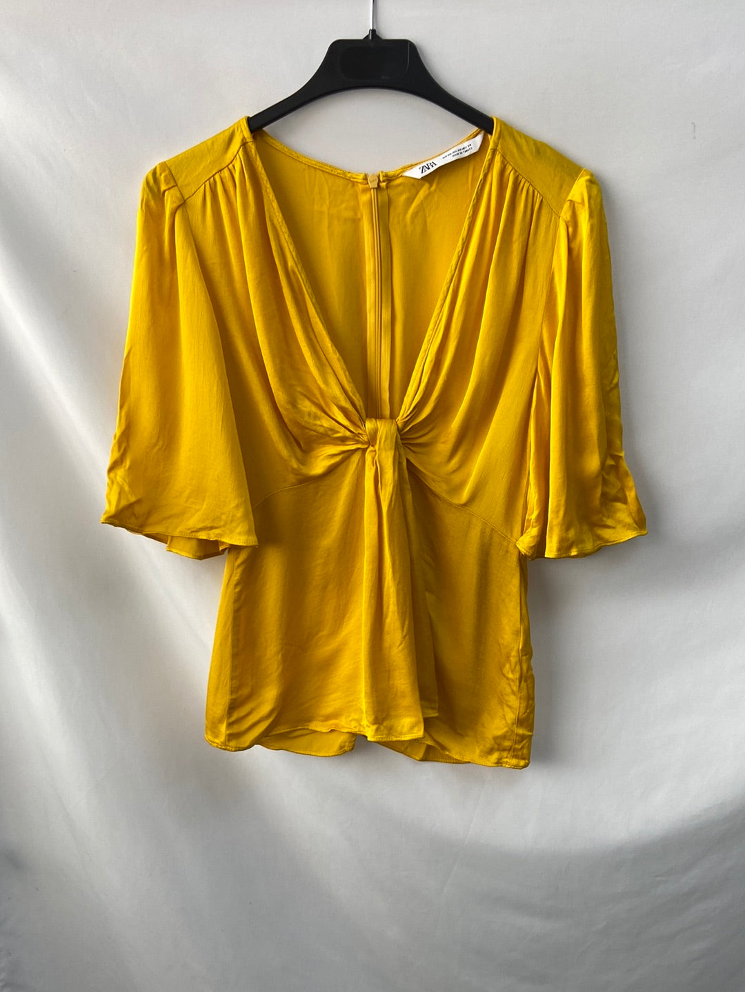 ZARA. Blusa nudo T. XS