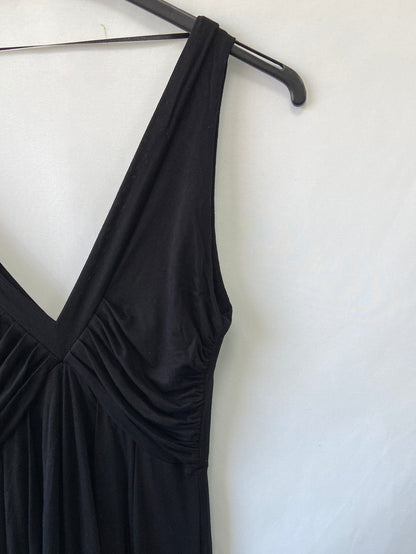 ZARA.Vestido corto negro T.S