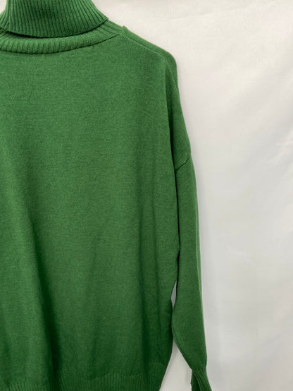 AMEÉ.Jersey verde oversized cuello alto T.s